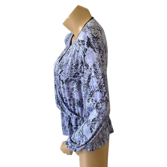 ELLEN TRACY Womens Petite Size PM Animal Print Keyhole Neck Long Sleeve Shirt - Picture 2 of 8